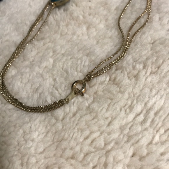 TRIPLE STRAND GOLD TONE NECKLACE - Picture 3 of 4